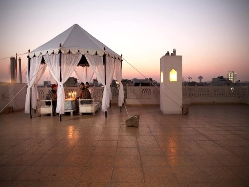Staybook-Jyoti Mahal A Heritage Hotel Nova Deli Exterior foto